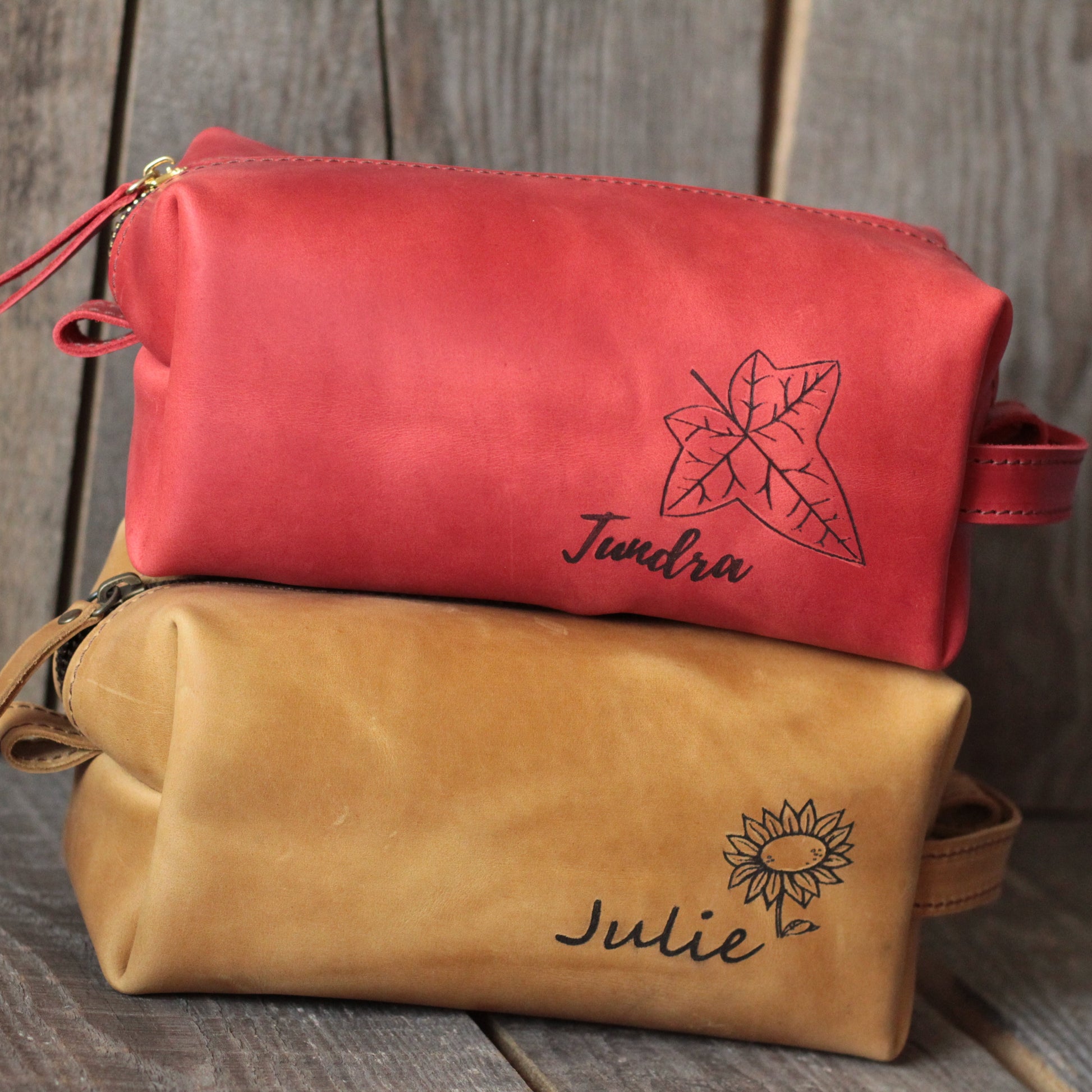 Uporządkuj swoje kosmetyki w stylu! Skórzana kosmetyczka z Twoim monogramem czeka.